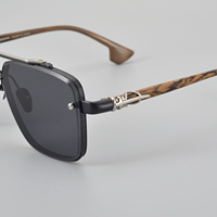 CH8239 Lunettes de Soleil Designer Rectangulaires pour Hommes et Femmes, Couleur Marbrée Noir Marron Bleu, Style Pilote Tendance Urbain, Vente en Gros