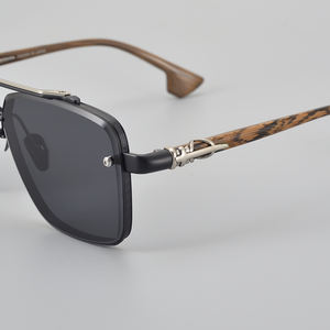 CH8239 Lunettes de Soleil Designer Rectangulaires pour Hommes et Femmes, Couleur Marbrée Noir Marron Bleu, Style Pilote Tendance Urbain, Vente en Gros - Product Image 6