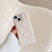 Nouvelle coque de téléphone texture caviar pour iPhone 16 15 14 13 12, housse de luxe matelassée pour iPhone 11/12/13