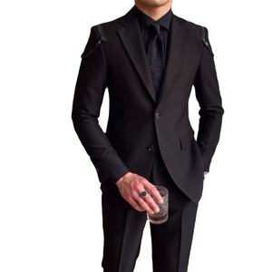 Мужской деловой костюм - Product Image 1