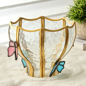Abat-jour en verre fait main de style français rétro avec motif papillon pour table de chevet ou éclairage de couloir - Product Image 2