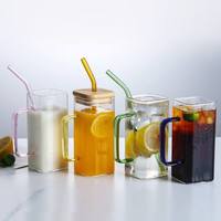Nouveau 2023 Mug de Boisson Carré Personnalisé de 400ml, Verre Transparent Résistant à la Chaleur pour Bière et Boba, Gobelet Réutilisable avec Poignée Colorée