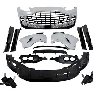 Kit de Carrocería de Fibra de Carbono de Alta Calidad para Aston Martin DBX, Actualización 707 - Product Image 1