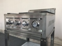 Peralatan Memasak Gas Komersial Tugas Berat 4-Tungku 2-Cincin Kompor Api Terbuka dengan Sistem Keamanan Terintegrasi