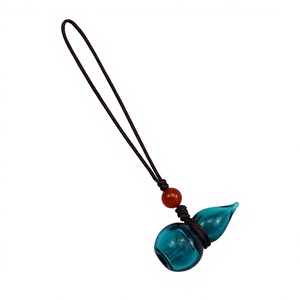 Diffuseur d'huiles essentielles en verre vert en forme de gourde, à suspendre, pour sac, téléphone portable, porte-clés aromatique - Product Image 3