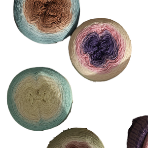 Hilo de Algodón 100% Peinado Teñido a Mano con Plantas Naturales, Ecológico para Bolsos y Chales de Ganchillo, Tejido y Costura - Product Image 4
