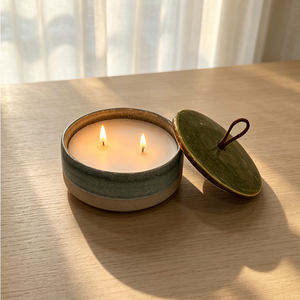 Lilin Aromaterapi Portabel Wadah Keramik Bulat dengan Tutup Lilin Kedelai Aroma Tahan Lama Grosir Pesta Pernikahan - Product Image 1