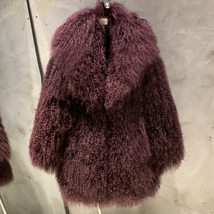 ふわふわモンゴル羊の巻き毛毛皮コート、ゆったりとしたミドル丈のファッショナブルな冬用毛皮ジャケット、レディース本物の羊毛ファー冬用暖かいアウター - Product Image 2