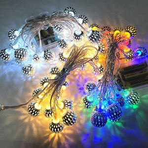 Nhà Máy Usb Powered/Battery Powered 3M <span class=keywords><strong>20</strong></span> Balls Globe Twinkle Sao Vàng Ma-rốc <span class=keywords><strong>Solar</strong></span> Battery <span class=keywords><strong>LED</strong></span> Giáng Sinh <span class=keywords><strong>String</strong></span> <span class=keywords><strong>Lights</strong></span> - Product Image 6