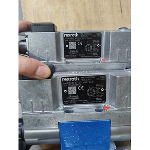 Vanne proportionnelle Rexroth 4WRAE6E30-30/VN9/24A1 Vanne hydraulique de commande industrielle - Product Image 1