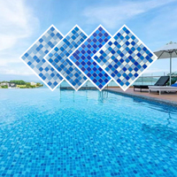 Mosaïque de verre carrée bleue en cristal 25*25, style européen moderne, résistante à l'eau, salle de bain, cuisine, hôtel, école, piscine