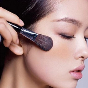 Juego de 10 Brochas de Maquillaje de Plástico Negro con Mango, 5 Grandes y 5 Pequeñas, para Bálsamo Labial y Rostro, Venta al por Mayor de Fábrica - Product Image 6