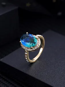 Sieraden Europese Prachtige Elegantie Klassieke Stijl Ronde Koningsblauwe Diamant Hart Van De Zee Ring Voor Vrouwen