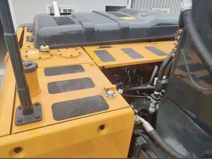 Escavatore Idraulico Cingolato Usato <span class=keywords><strong>Hyundai</strong></span> HX220HD da 22 Tonnellate di Alta Qualità con Motore e Componenti Pompa Originali - Opzione in Offerta Speciale - Product Image 3