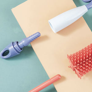 Vente en gros en stock brosse à <span class=keywords><strong>biberon</strong></span> brosse à <span class=keywords><strong>tétine</strong></span> 360 rotation 2-en-1 brosse de nettoyage en silicone pour biberons - Product Image 4