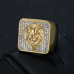 Anello da Uomo alla Moda con Testa di Leone in Acciaio Inossidabile Placcato Oro 18K, Stile Hip Hop, con Zirconi CZ e Finitura Iced Out - Product Image 2