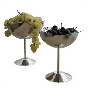 Plat à fruits moderne en acier inoxydable léger sur piétement pour la cuisine, la table à manger, la maison, l'hôtel, le buffet - Product Image 1