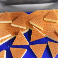 Cortadora de Pastel Ultrasónica Industrial con Máquina de Corte Triangular, Diamante y Cuadrado de Precisión para Fábrica de Panadería
