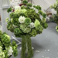 Centre de table de mariage blanc et vert, arrangement floral artificiel d'hortensias et de lys pour la décoration de banquet