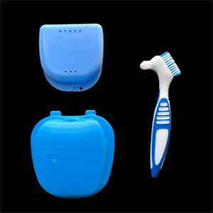 Juego de viaje para el cuidado de la dentadura, dentadura de cepillo de cerdas de nailon suave y <span class=keywords><strong>caja</strong></span> de <span class=keywords><strong>dientes</strong></span> para limpieza y colocación para hoteles - Product Image 3