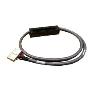 Cable Ethernet Blindado de 5 Metros, Nuevo, 51305482-505, con Funda Blanca, 100Mbps, para Redes de Control PLC - Product Image 1