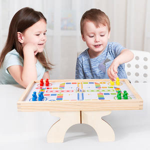 Vente en gros Jeu <span class=keywords><strong>de</strong></span> football et <span class=keywords><strong>de</strong></span> vol en bois 2 en 1 pour enfants Échiquier volant amusant Jouet d'entraînement cérébral interactif Jeu préscolaire - Product Image 2