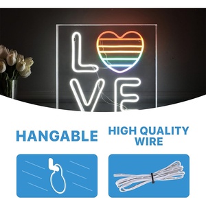 Letrero LED de 15"W x 15"H Blanco/Arcoíris con la Palabra 'LOVE', Funciona con USB, 315 Lúmenes, Caja Acrílica Contemporánea y Glamorosa, No Regulable, para Dormitorio - Product Image 4