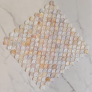 Mattonelle di mosaico di conchiglie di <span class=keywords><strong>mare</strong></span> giallo dorato naturale a forma di ventaglio madreperla - Product Image 6