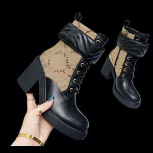 Sandalias de cuña para mujer 2026: Novedad, cómodas chanclas de playa de verano, sandalias casuales para exteriores al por mayor - Product Image 1