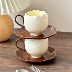 Nuevo Juego <span class=keywords><strong>de</strong></span> <span class=keywords><strong>Tazas</strong></span> y Platos <span class=keywords><strong>de</strong></span> Café <span class=keywords><strong>de</strong></span> Estilo Minimalista Tao, Moderno, Simple y Exquisito, <span class=keywords><strong>de</strong></span> Cerámica <span class=keywords><strong>de</strong></span> Alta Gama <span class=keywords><strong>para</strong></span> Uso Doméstico, Regalo <span class=keywords><strong>de</strong></span> Boda <span class=keywords><strong>para</strong></span> Novia - Product Image 3