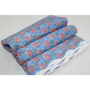 Tela Étnica Ligera Hecha a Mano con Estampado Sanganeri para Ropa de Niños y Niñas, Bolsos, Edredones, Bufandas, Vestidos, Cortinas y Fundas - Product Image 1