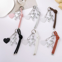Porte-clés artisanal personnalisé en cuir avec pendentif animal, breloque de sac, cadeau pour couple, pour lui et pour elle