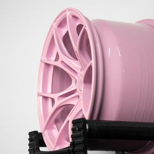 Nuevas Llantas de Aleación Forjadas con Acabado Rosa Personalizado, Venta Directa de Fábrica, Color Personalizado Disponible, Ajuste Universal para Rines de 18 Pulgadas - Product Image 4