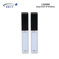 Tube de brillant à lèvres en plastique transparent polyvalent avec logo personnalisé contenant accompagné de lumière LED pour l'emballage de rouge à lèvres liquide