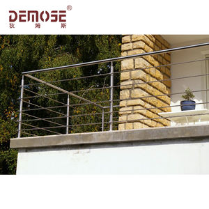 Poteaux d'<span class=keywords><strong>escalier</strong></span> en acier au carbone <span class=keywords><strong>garde</strong></span>-<span class=keywords><strong>corps</strong></span> à travers un tuyau dessiné main courante centre commercial intérieur extérieur balcon balustrades bricolage - Product Image 4