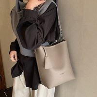 Sac Seau en PU Grain Litchi Minimaliste Tendance pour Femme, Grande Capacité, Réglable, Idéal pour le Quotidien et les Voyages