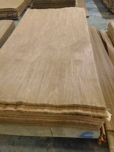 Plaques de placage en bois <span class=keywords><strong>rouge</strong></span> personnalisables, texture lisse, placage en <span class=keywords><strong>acajou</strong></span> pour la décoration intérieure - Product Image 4