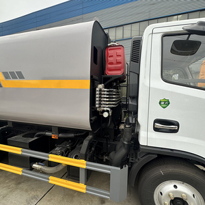 Camion compacteur de déchets hydraulique Dongfeng 4x2 6 m³ à prix d'usine pour la collecte des ordures et l'assainissement - Product Image 2