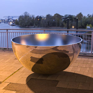 Small Stainless Steel Silver Hemispherical <strong>Wall</strong> <strong>Decor</strong> Art Deco Design Style Metal Crafts for Home &amp; Garden Decoration - Product Image 4