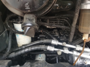 Mini-excavatrice sur chenilles d'occasion Yanmar Vio55 de 5,5 tonnes du Japon avec boîte de vitesses, pompe et moteur Heli - Product Image 4