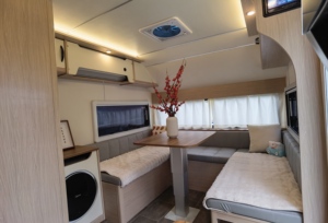 Caravane de luxe à double essieu de 7,8 m, <span class=keywords><strong>780</strong></span>, grand espace, remorque de voyage avec système AL-KO AKS, camping-car - Product Image 2