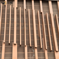 Tube carré en alliage d'aluminium moderne, écologique, ignifuge, anticorrosion, pour mur rideau décoratif, revêtement de façade extérieure et écran.