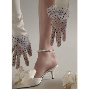 Sıcak satış zarif kadın inci dantel sivri burun yüksek topuk saten ilmek katırlar ile parti terlik katırlar - Product Image 1