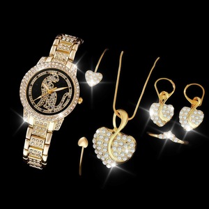 Conjunto <span class=keywords><strong>de</strong></span> Joyería para Mujer con Reloj, Brazalete, Anillo, Aretes y Collar con Diseño <span class=keywords><strong>de</strong></span> Leopardo, Incrustaciones <span class=keywords><strong>de</strong></span> Diamantes <span class=keywords><strong>de</strong></span> Imitación y Aleación, <span class=keywords><strong>Regalo</strong></span> para Uso Diario - Product Image 2