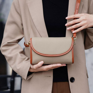 Sac carré haut de gamme pour femme, tendance été 2025, nouveau sac carré polyvalent à motif litchi, en cuir souple - Product Image 1