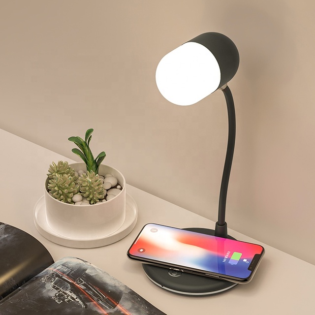 Creative Led Table  Lamp Speaker Bedside Lamp Wireless Charging Speaker Table Lamp