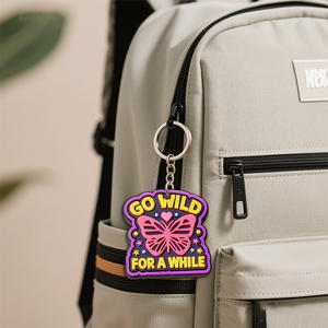 Porte-clés personnalisé DIY dessin animé police caoutchouc porte-clés <span class=keywords><strong>graphique</strong></span> PVC à la mode porte-clés Anime Culture cadeaux promos de marque porte-clés personnalisé - Product Image 5