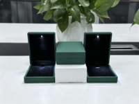 Boîte à bijoux suspendue LED vert foncé, étui cadeau lumineux pour collier, emballage personnalisé avec logo