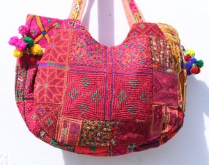 Sac Banjara vintage de qualité supérieure, sac hobo, pochette, sac ethnique indien, fleurs brodées à la main, sac à bandoulière pour femme - Product Image 5