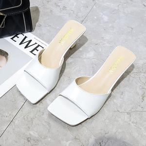 Nouvelles sandales d'été à talon moyen pour femme, à bout carré ouvert, style mule à talons hauts, pour l'extérieur - Product Image 2